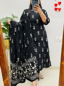 Elegant Cotton Discharge Print Kurta Set